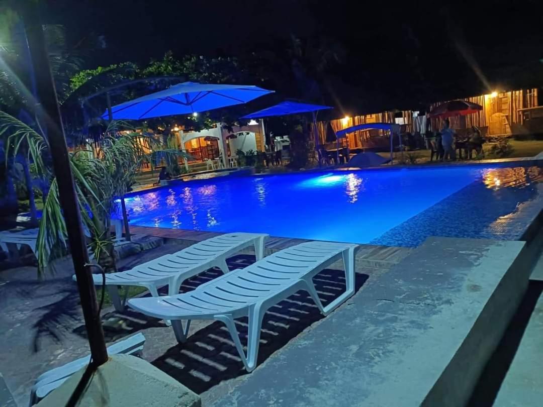 Rrj'S Beach Resort Oslob Exterior foto